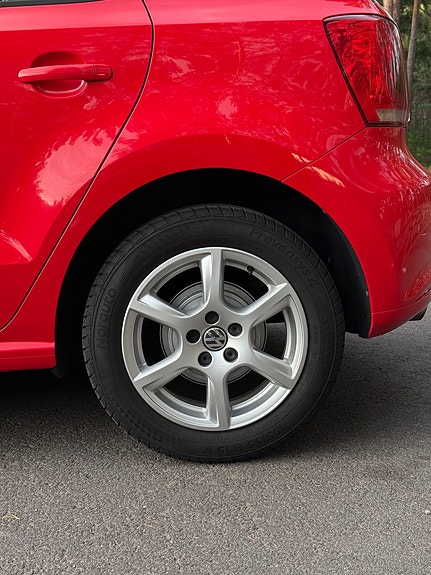 Volkswagen Polo 7 of 12