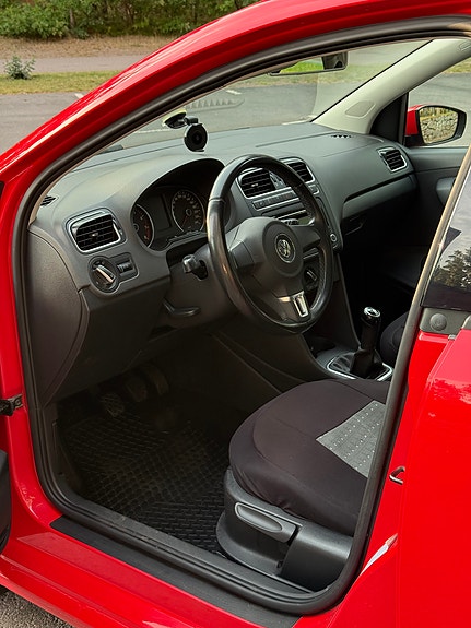 Volkswagen Polo 9 of 12