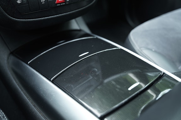 Mercedes-Benz R320 15 of 23