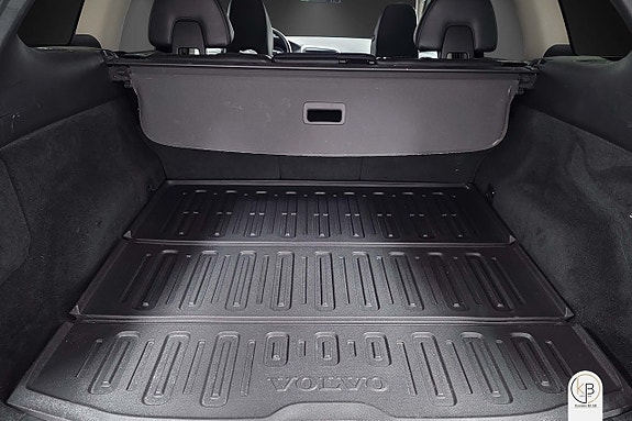Volvo XC60 11 of 12
