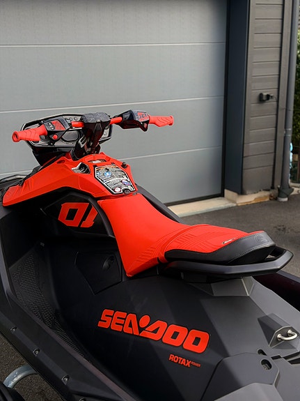 Sea Doo Spark Trixx Inkl Trailer + Högtalare 4 of 8