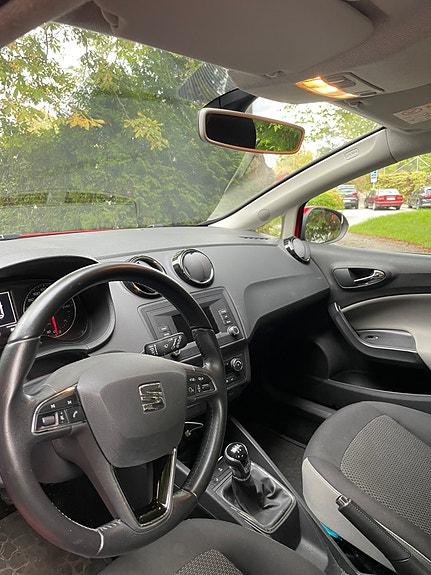 Seat Ibiza 3 of 5