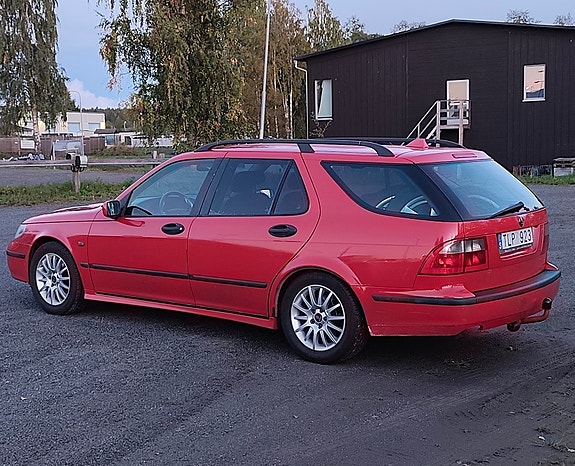 Saab 9-5 3 of 11