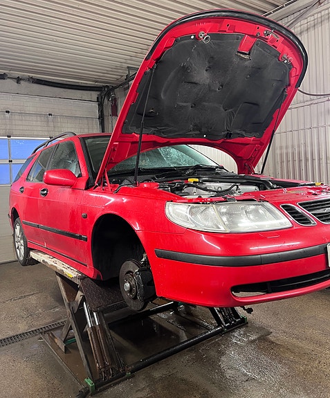 Saab 9-5 8 of 11