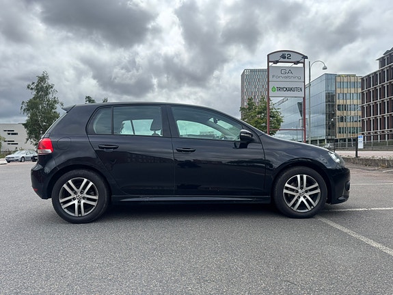 Volkswagen Golf VI 4 of 19