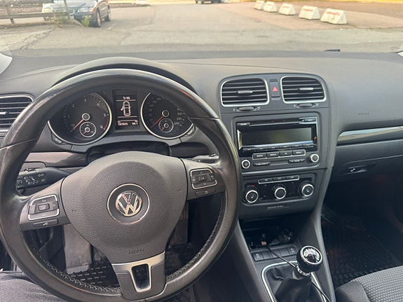 Volkswagen Golf VI 9 of 19