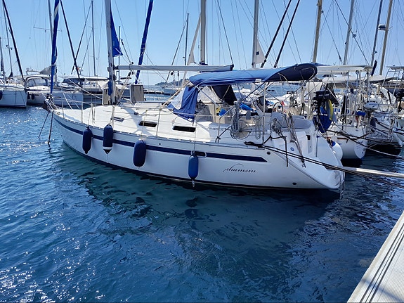 BAVARIA CRUISER 35 — Vedi foto 1