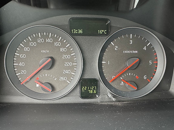 Volvo V50 14 of 18