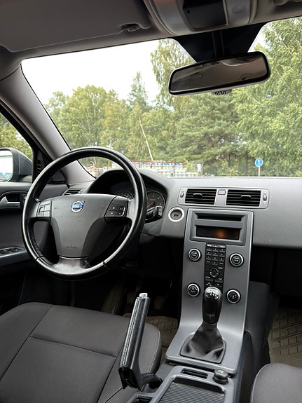 Volvo V50 5 of 12