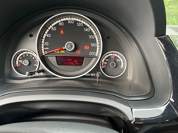 Volkswagen UP! 11 of 14