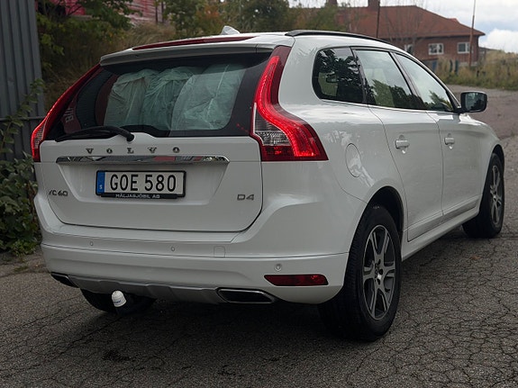 Volvo XC60 3 of 7