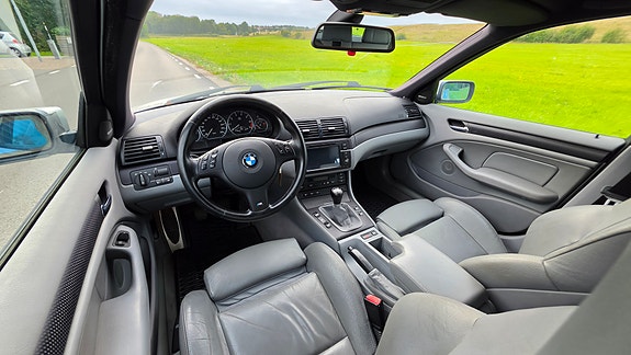 BMW 330i 8 of 10