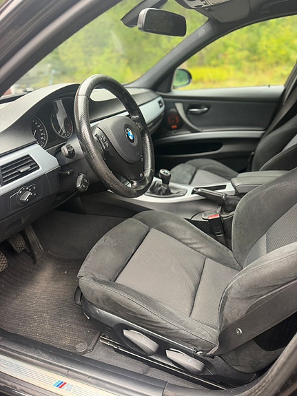 BMW 320d 8 of 20