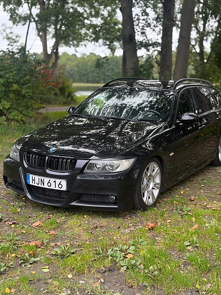 BMW 320d 2 of 20