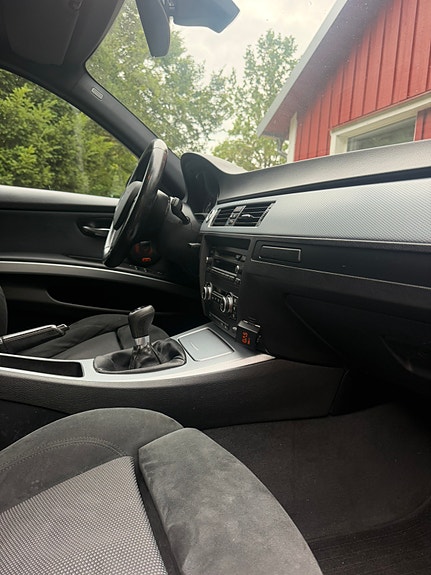 BMW 320d 11 of 20