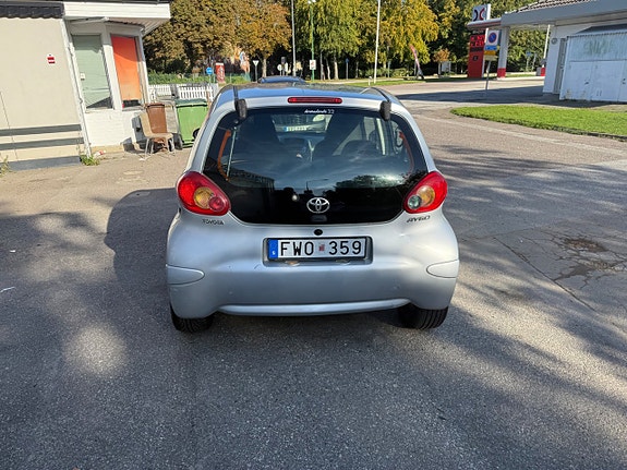 Toyota Aygo 5 of 7