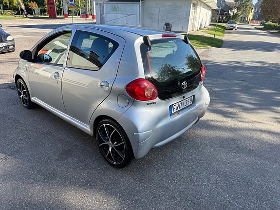 Toyota Aygo 6 of 7