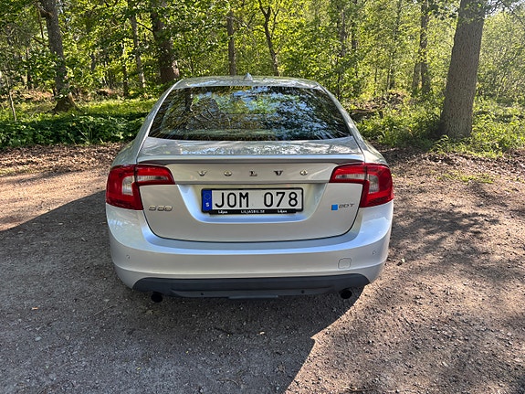 Volvo S60 5 of 5