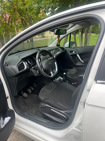Citroen C3 10 of 13