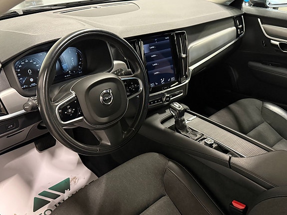 Volvo V90 6 of 19