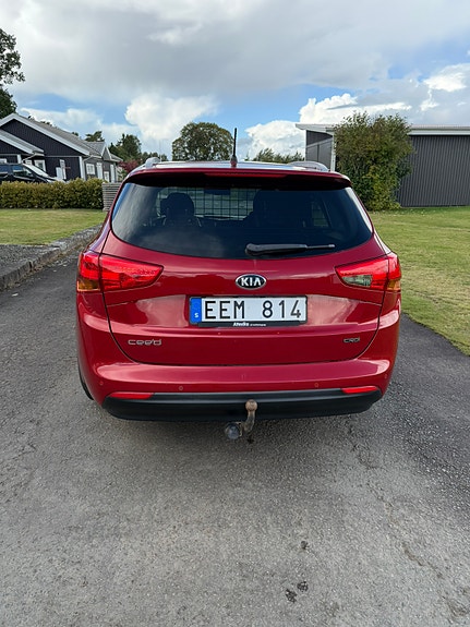 Kia Ceed 4 of 9