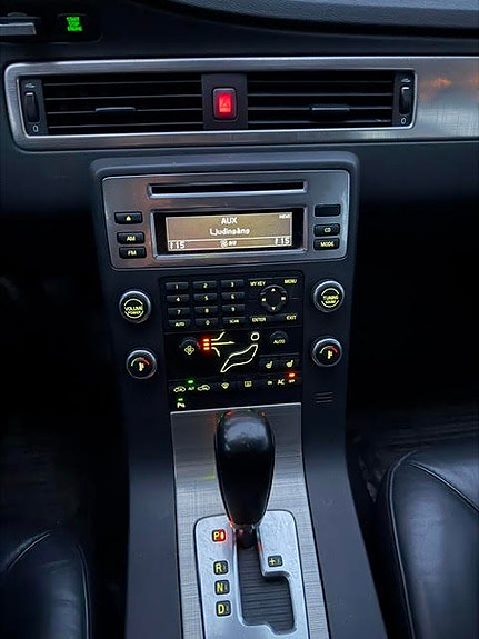 Volvo V70 14 of 18