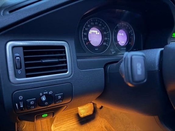 Volvo V70 15 of 18