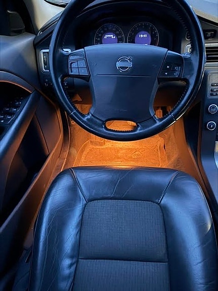Volvo V70 13 of 18