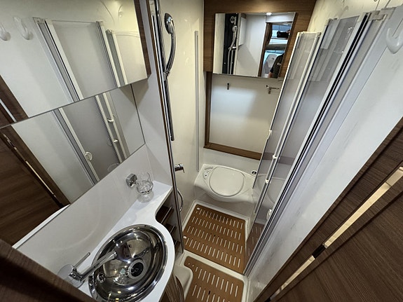 Rapido S 56 7 of 9