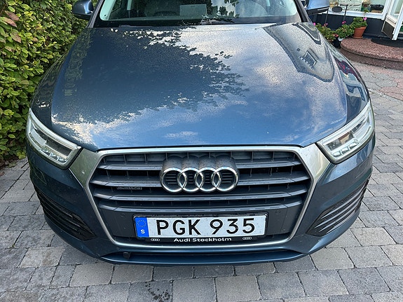 Audi Q3 4 of 14