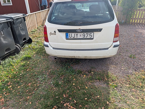 Ford Focus 3 of 10
