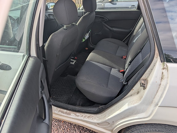 Ford Focus 7 of 10