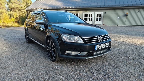 Volkswagen Passat Alltrack 6 of 8