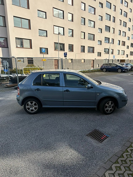 Skoda Fabia 4 of 6