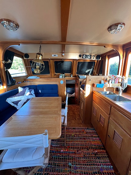 Sommarhus på havet | Trawler för långfärd 7 of 16