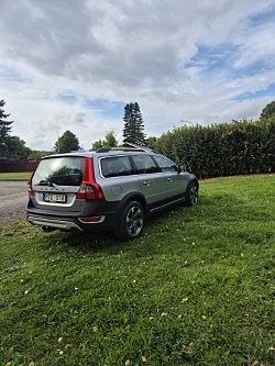 Volvo XC70 3 of 6