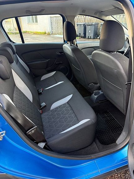 Dacia Sandero Stepway 7 of 9