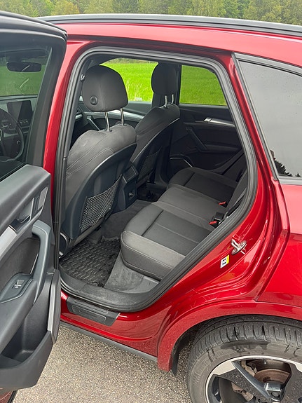 Audi Q5 7 of 8
