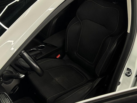 Renault Megane 10 of 25