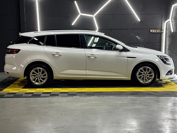 Renault Megane 9 of 25