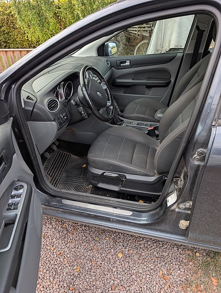 Ford Focus 7 of 8