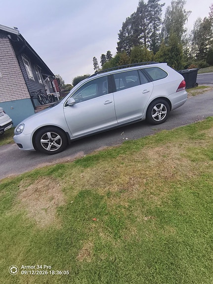 Volkswagen Golf VI 11 of 11