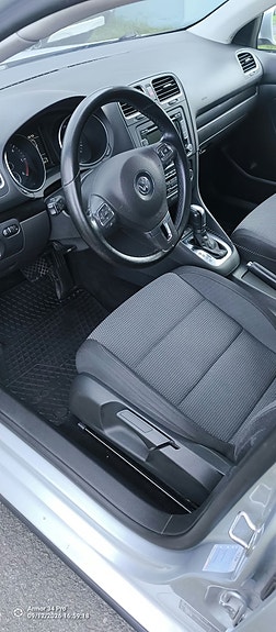 Volkswagen Golf VI 9 of 11
