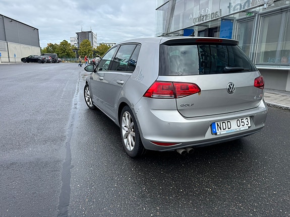 Volkswagen Golf VII 5 of 14