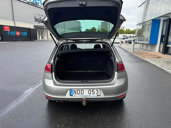 Volkswagen Golf VII 9 of 14