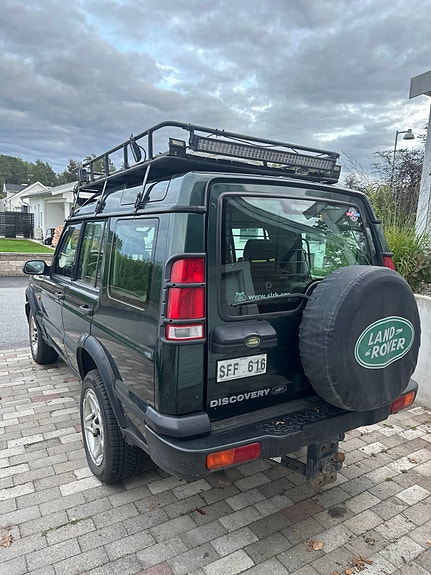 Land Rover Discovery 4 of 4