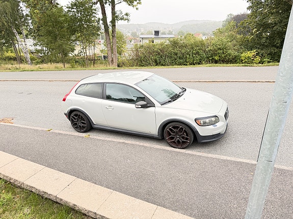 Volvo C30 2 of 4