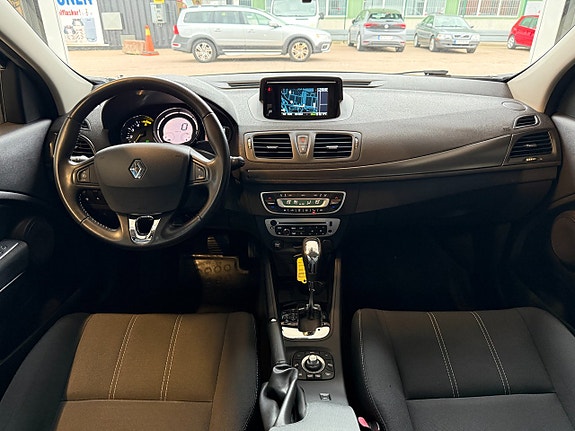 Renault Megane 10 of 15