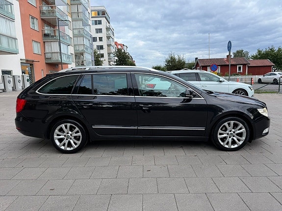 Skoda Superb 6 of 16