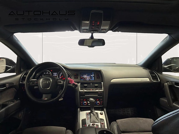 Audi Q7 13 of 23